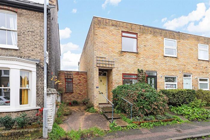 3 Bedroom End Of Terrace House For Sale In St. Lukes Mews, Cambridge, CB4
