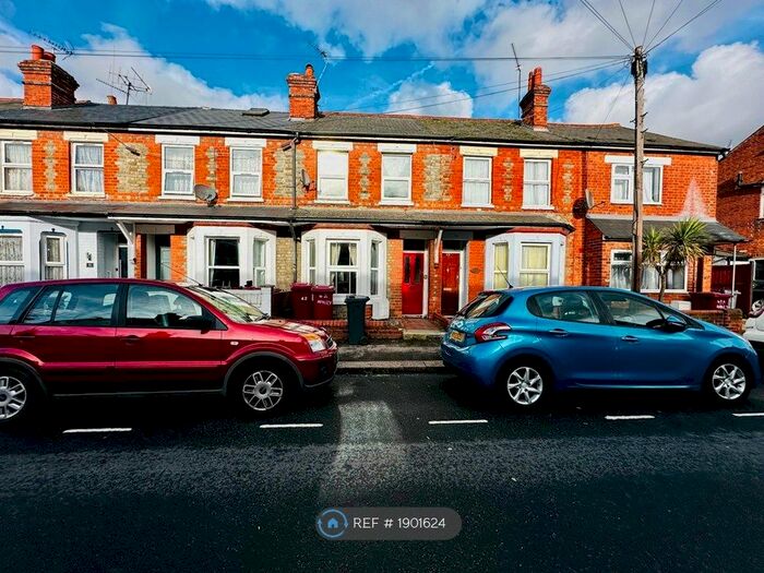 3 Bedroom Terraced House To Rent In Audley Street, Reading, RG30