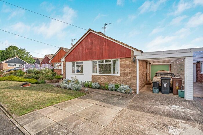 3 Bedroom Detached Bungalow For Sale In Vaughan Mead, Redbourn, AL3