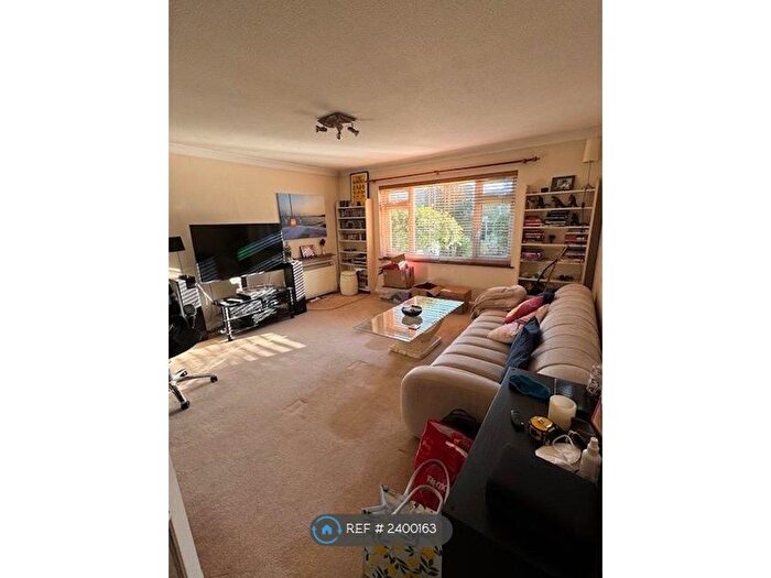 1 Bedroom Flat To Rent In Spencer Hill, London, SW19