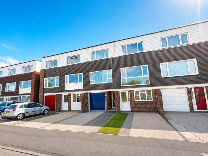 3 Bedroom Terraced House For Sale In Timberleys, Littlehampton, BN17
