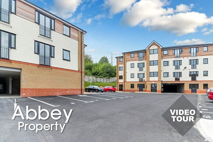 1 Bedroom Flat To Rent In Mulberry Close, Earls Court Mulberry Close, LU1