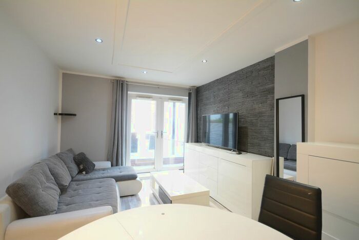 2 Bedroom Flat To Rent In Brightmoor House, Brightmoor Street, Hockley, NG1