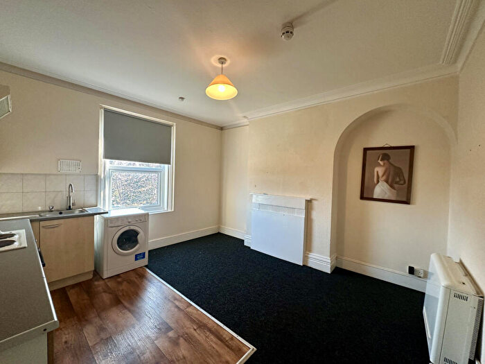 1 Bedroom Flat To Rent In Avenue Road, Doncaster, DN2