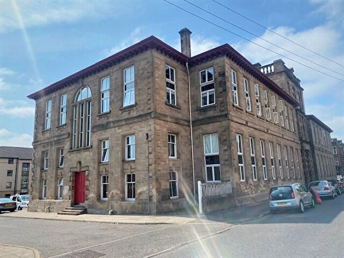 2 Bedroom Duplex To Rent In Melrose Avenue, Rutherglen, G73
