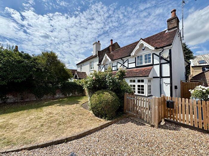 3 Bedroom Semi-Detached House For Sale In Village Centre - Just Off The Green, HP10