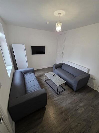 4 Bedroom Terraced House To Rent In Metchley Lane, Birmingham, B17