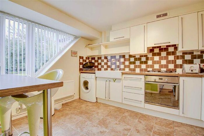 3 Bedroom Terraced House To Rent In Engaine Drive, Shenley Church End, Milton Keynes, MK5