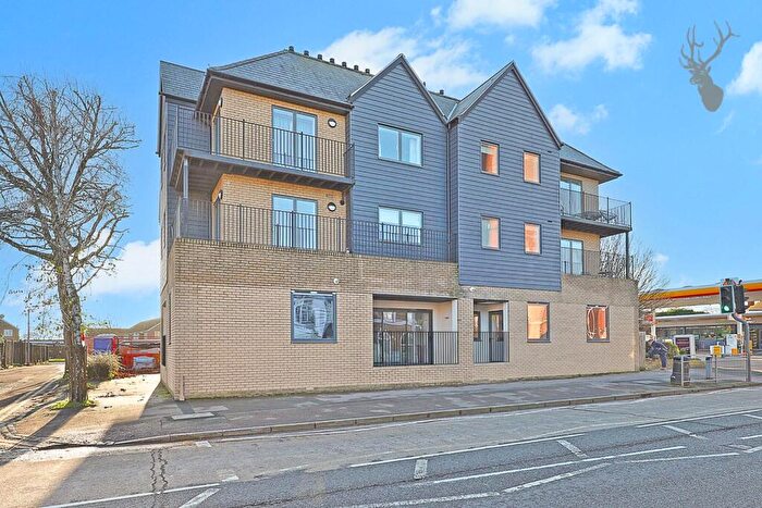 2 Bedroom Apartment To Rent In Revival Court, Epping, CM16