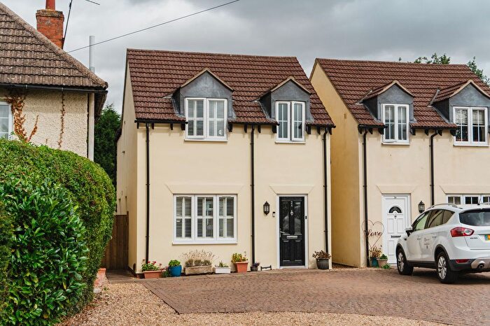 3 Bedroom Detached House For Sale In Gartree Drive, Melton Mowbray, LE13