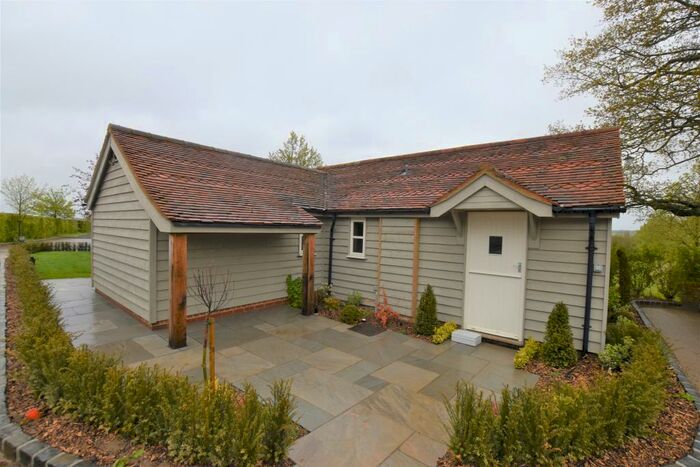1 Bedroom Bungalow To Rent In Hay Street, Braughing, SG11