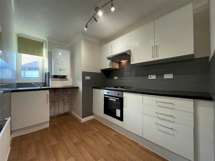 1 Bedroom Flat To Rent In Penn View (Ground), Higher Penn, Brixham, TQ5