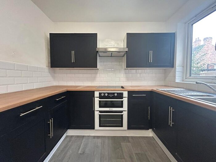 3 Bedroom End Of Terrace House To Rent In Ladysmith Street, Nottingham, Nottinghamshire, NG2