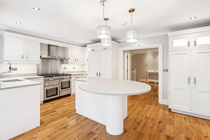 4 Bedroom Terraced House To Rent In Roland Way, London, SW7