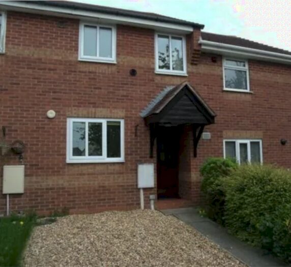 2 Bedroom Town House To Rent In Edensor Drive, Belper, Derbyshire, DE56