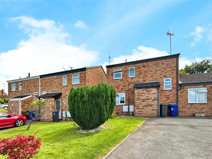 2 Bedroom Semi Detached House To Rent In Peregrine Close, Burton-on-Trent, Staffordshire, DE15