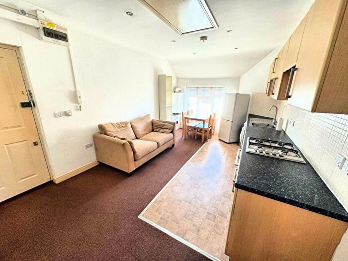 1 Bedroom Flat To Rent In Greenford Road, Harrow, HA1