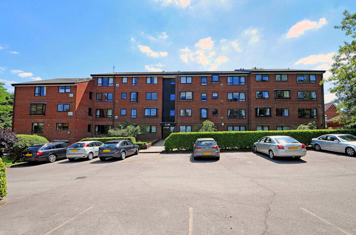 1 Bedroom Apartment To Rent In Whitehaven Close, Bromley South, BR2
