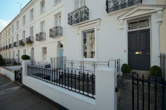 1 Bedroom Flat To Rent In Off Suffolk Road, GL20