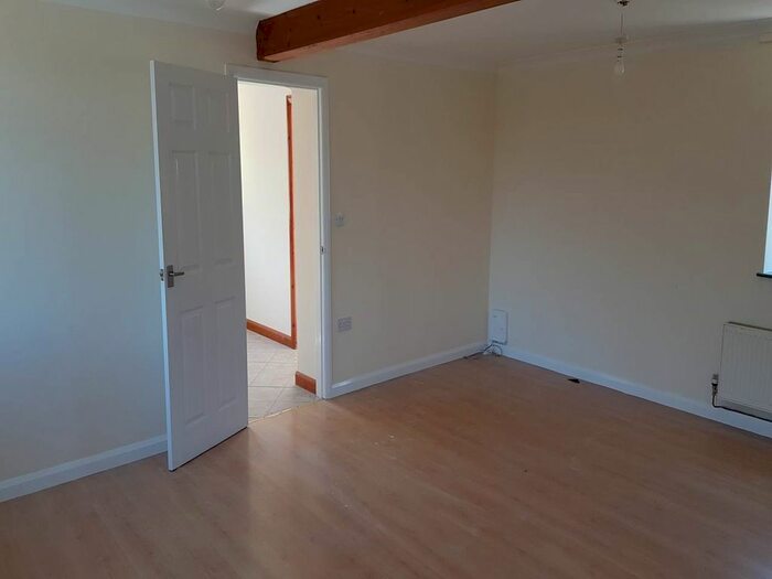 2 Bedroom Detached House To Rent In Chapel House, Alltyblaca