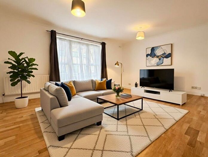 2 Bedroom Apartment To Rent In Pamela Court, Lucas Close, Willesden, NW10