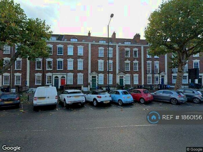 2 Bedroom Flat To Rent In Hotwell Road, Bristol, BS8