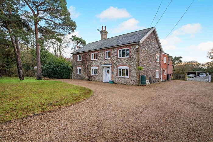 6 Bedroom Detached House For Sale In Drayton High Road, Drayton, Norwich, NR8