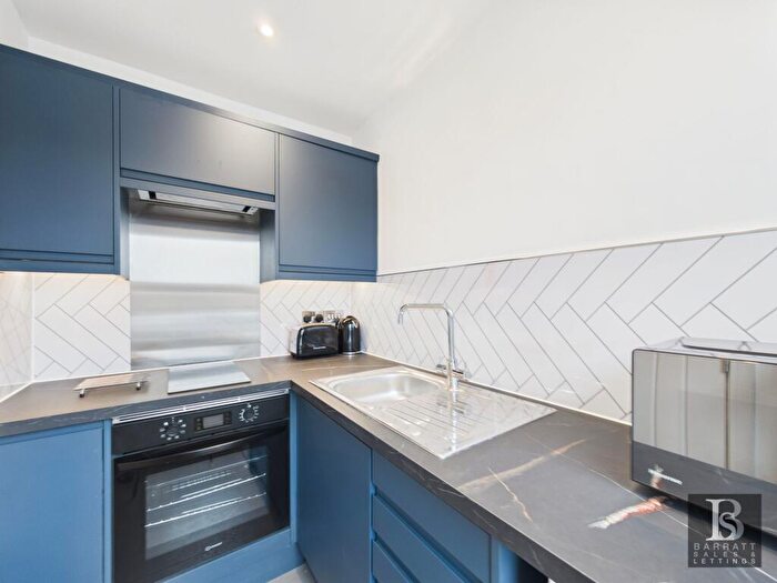 Studio To Rent In Sheppard Street, Swindon, SN1