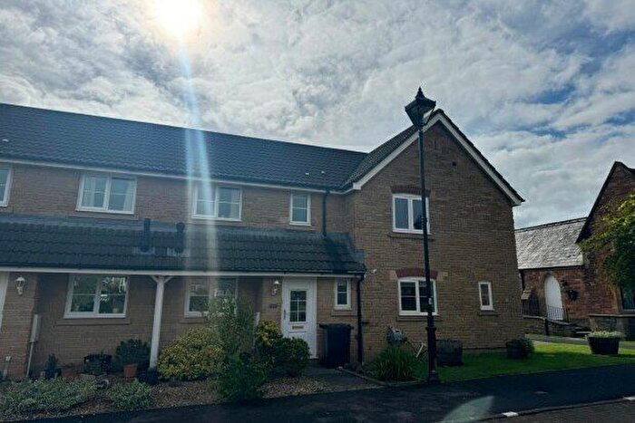 2 Bedroom Property To Rent In New Square, Wells, BA5