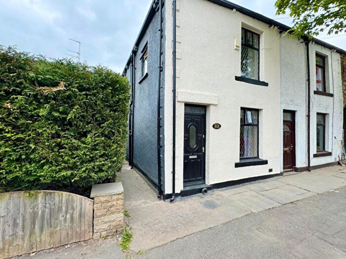 2 Bedroom End Of Terrace House For Sale In New Line, Bacup, Lancashire, OL13
