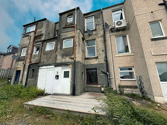1 Bedroom Flat To Rent In Station Road, Shotts, ML7