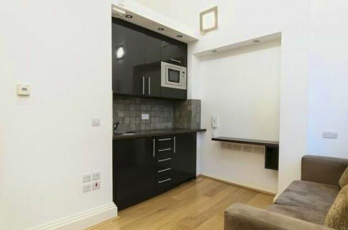 Studio To Rent In Inglewood Mansions, West End Lane, London, NW6