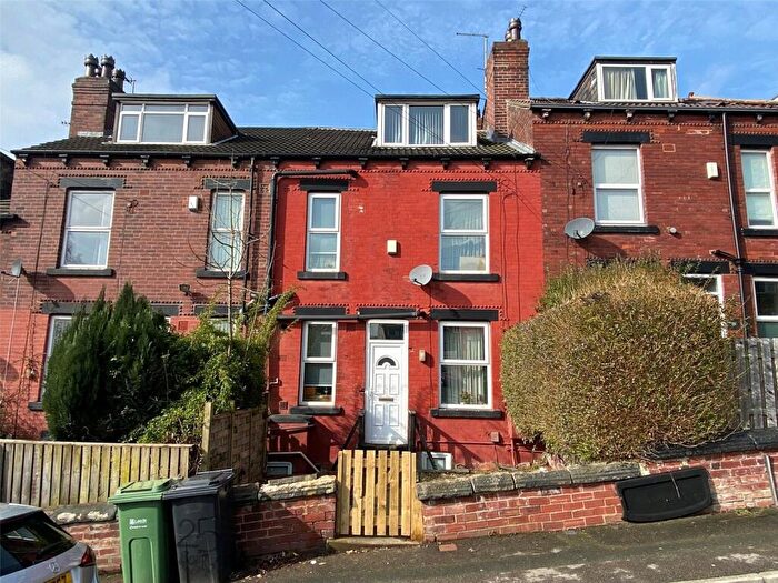 4 Bedroom Terraced House For Sale In Barnbrough Street, Leeds, LS4