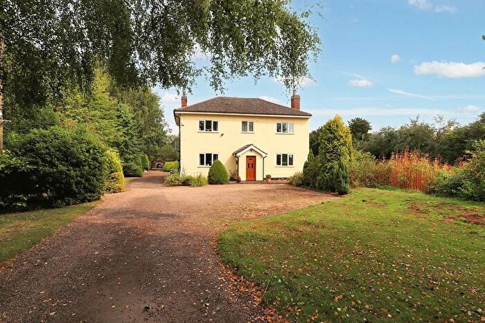 5 Bedroom Detached House For Sale In Bishopbridge, Market Rasen, LN8