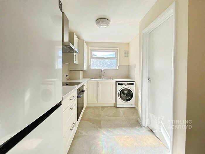 2 Bedroom Maisonette To Rent In Kings Road, Egham, Surrey, TW20