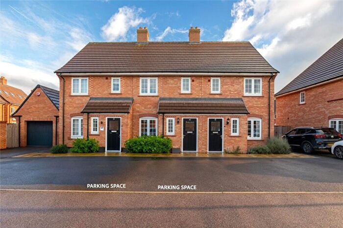 2 Bedroom Terraced House For Sale In Georgian Croft, Stewartby, Bedfordshire, MK43