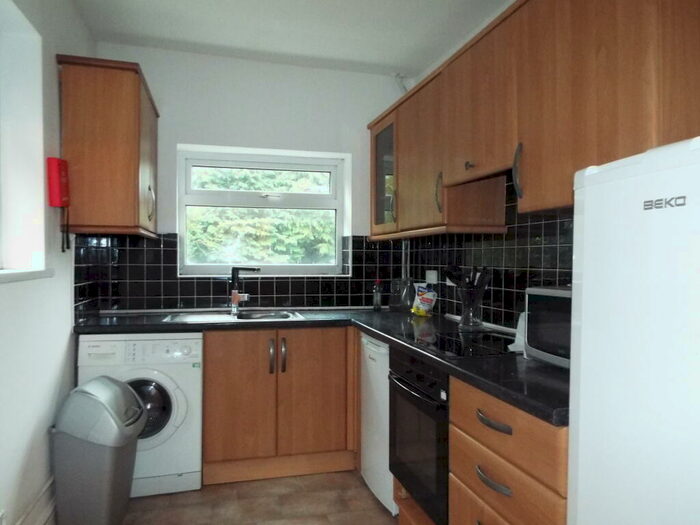 4 Bedroom House To Rent In Nile Road, Highfield, SO17