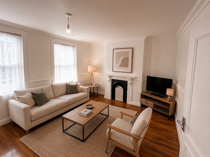 2 Bedroom Flat To Rent In Elderton Road, London, SE26