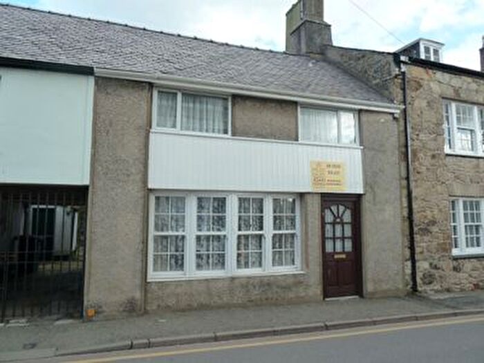3 Bedroom Semi-Detached House To Rent In Church Street, Beaumaris, LL58