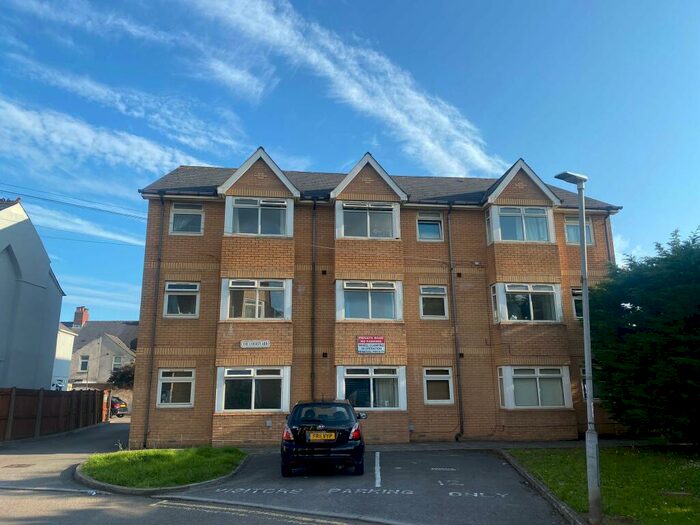 2 Bedroom Flat To Rent In Daviot Street, Cardiff, CF24