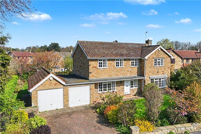 3 Bedroom Detached House For Sale In Bridge Paddock, Collingham, Wetherby, West Yorkshire, LS22