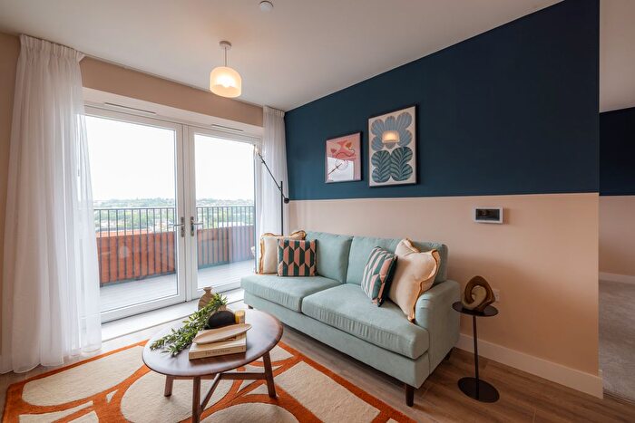 Studio For Sale In Edgware Road, Hendon, NW9