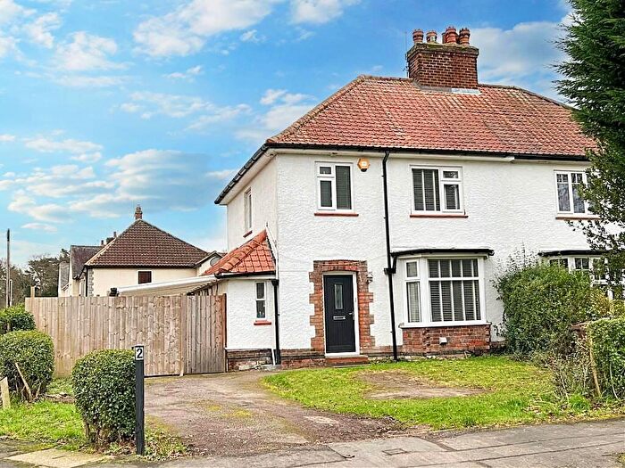 3 Bedroom Semi-Detached House To Rent In Cradock Drive, LE12