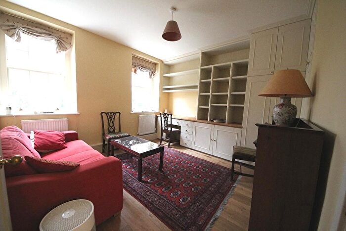 1 Bedroom Flat To Rent In Page Street, Westminster, London, SW1P