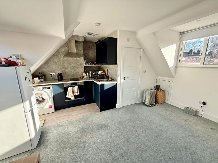 1 Bedroom Flat To Rent In - Albion Street, SE16