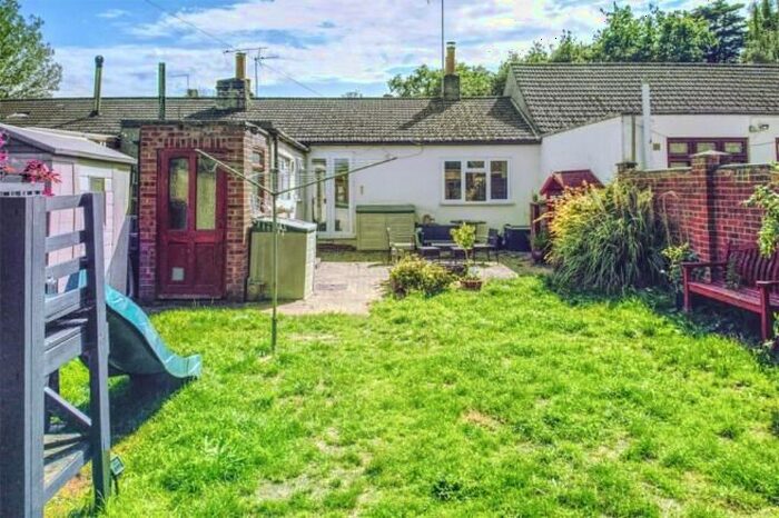 2 Bedroom Bungalow For Sale In White Oak Bungalows, Heathwood Gardens, Swanley, Kent, BR8