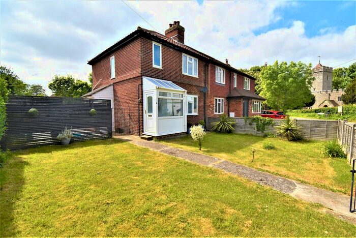 2 Bedroom Property To Rent In Thorndike, Burmarsh, TN29