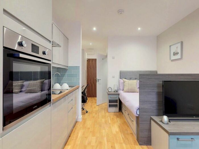 Apartment To Rent In Onyx Residence, Sheffield, #, S2