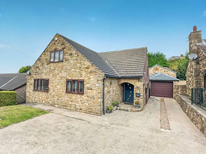 3 Bedroom Detached House For Sale In Ferrybridge Road, Pontefract, WF8