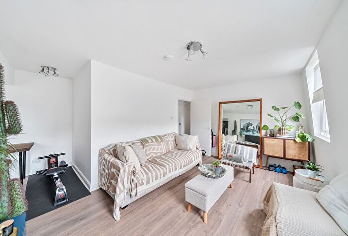 1 Bedroom Flat For Sale In Great Stanhope Street, Bath, Somerset, BA1